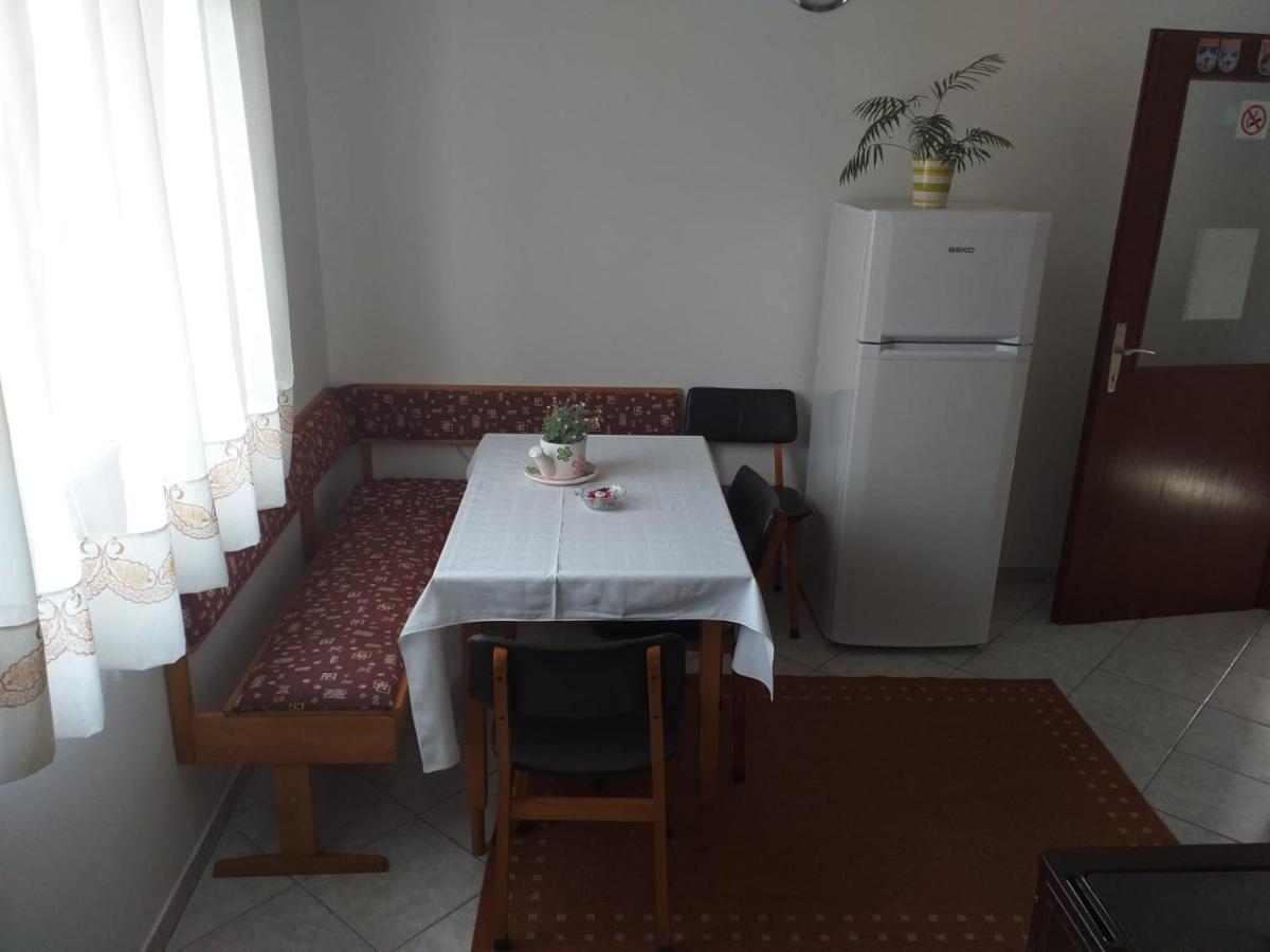 Apartmani Prebeg Rakovica Extérieur photo